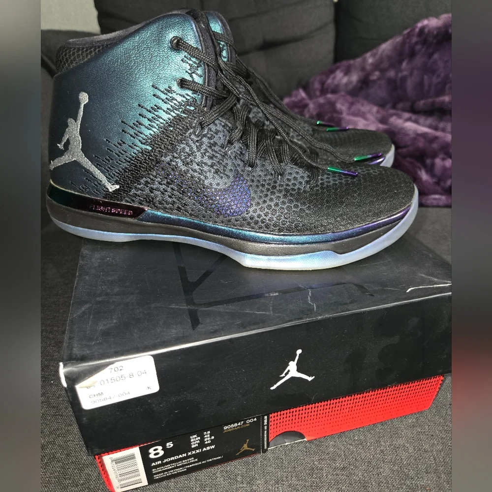 Air Jordan XXX1 Shoes with Box - Mens Size 8.5 - Black & Metallic Silver